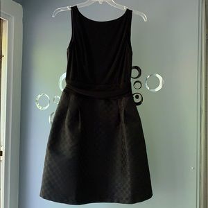 Beautiful elegant cocktail dress worn only once